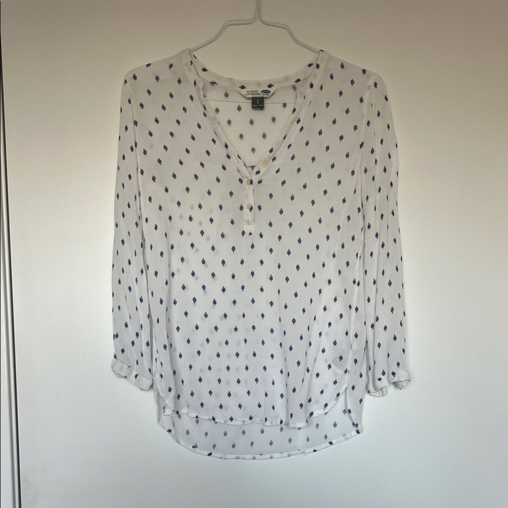 Old Navy White Blouse with Blue Diamond Pattern